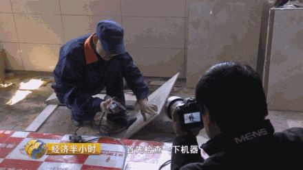 建筑工人收入碾壓“白領(lǐng)”:貼瓷磚年入20萬