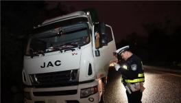爆表！十幾天這個(gè)地方查處貨車違規(guī)23453起！