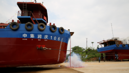 國內(nèi)首艘LNG單燃料動力水泥罐裝船下水！